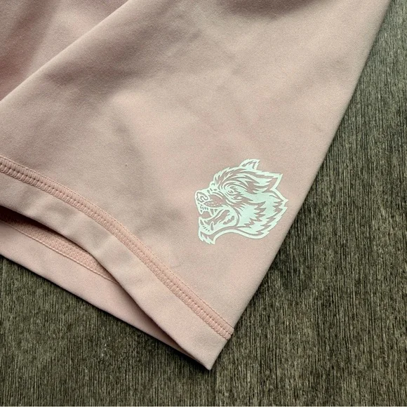 Darc Sport - Pink Exclusive 1 of 500 Wolves Bra and Scrunch Bottom Shorts Set - Picture 3 of 6